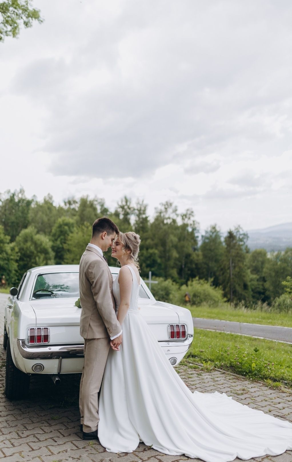 Ford Mustang 1966 V8 do ślubu możliwość samodzielnego prowadzenia !
