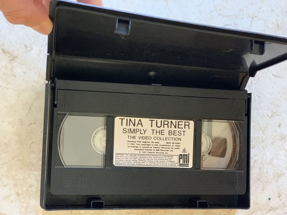 VHS Manowar e Tina Turner