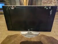 Telewizor LG 32LX2R-ZE Uszkodzony Cała matryca
