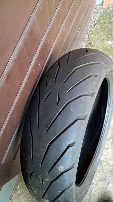 Opona motocyklowa Pirelli Angel GT 2024 r. 180/55 R17