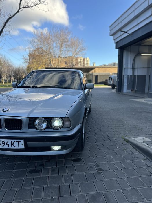 Продам BMW e34 m50b25
