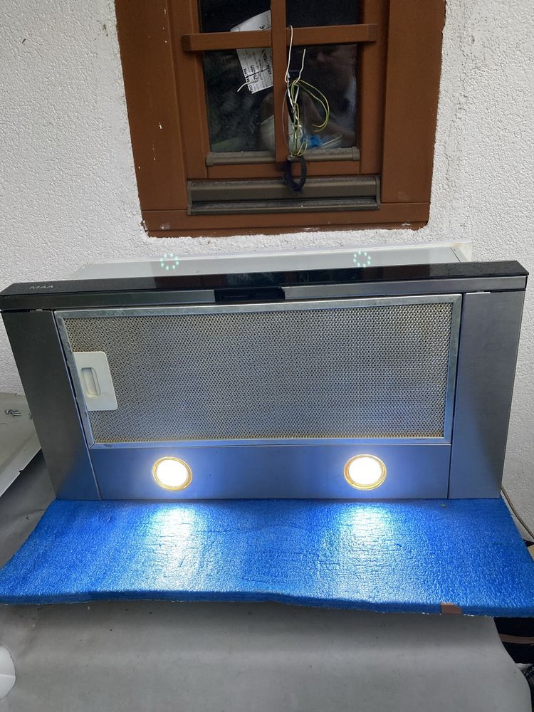 Okap podszafkowy MAAN 60cm