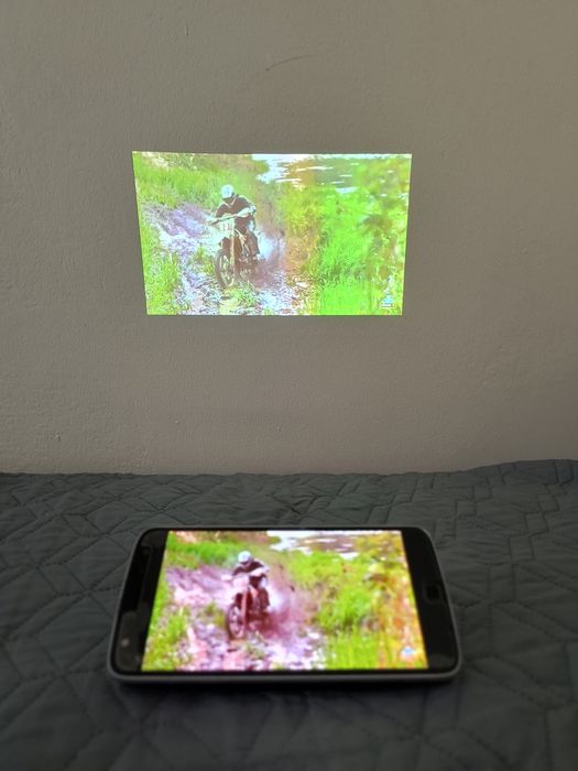 Projektor Moto Mods Insta-Share