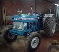 Trator Ford 4610