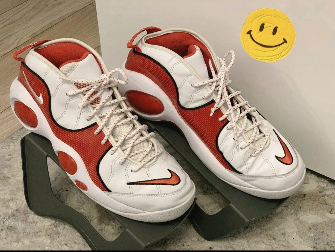 Nike        ZOOM
