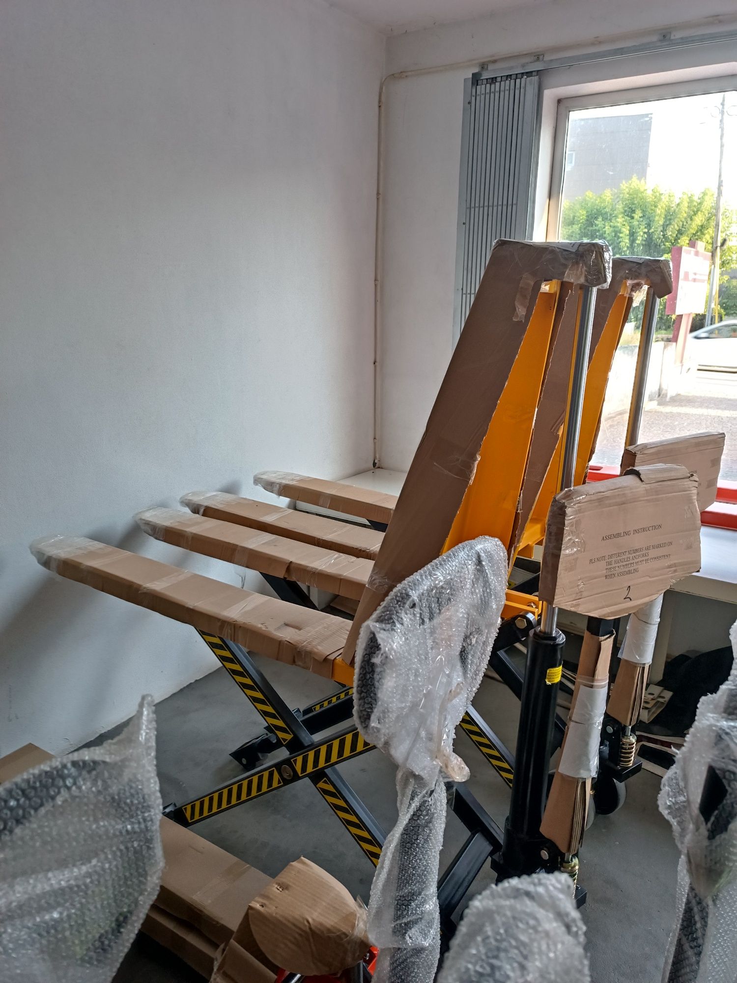 Porta paletes Tesoura Novos