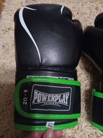 Продам боксерские перчатки POWERPLAY 8 унций.