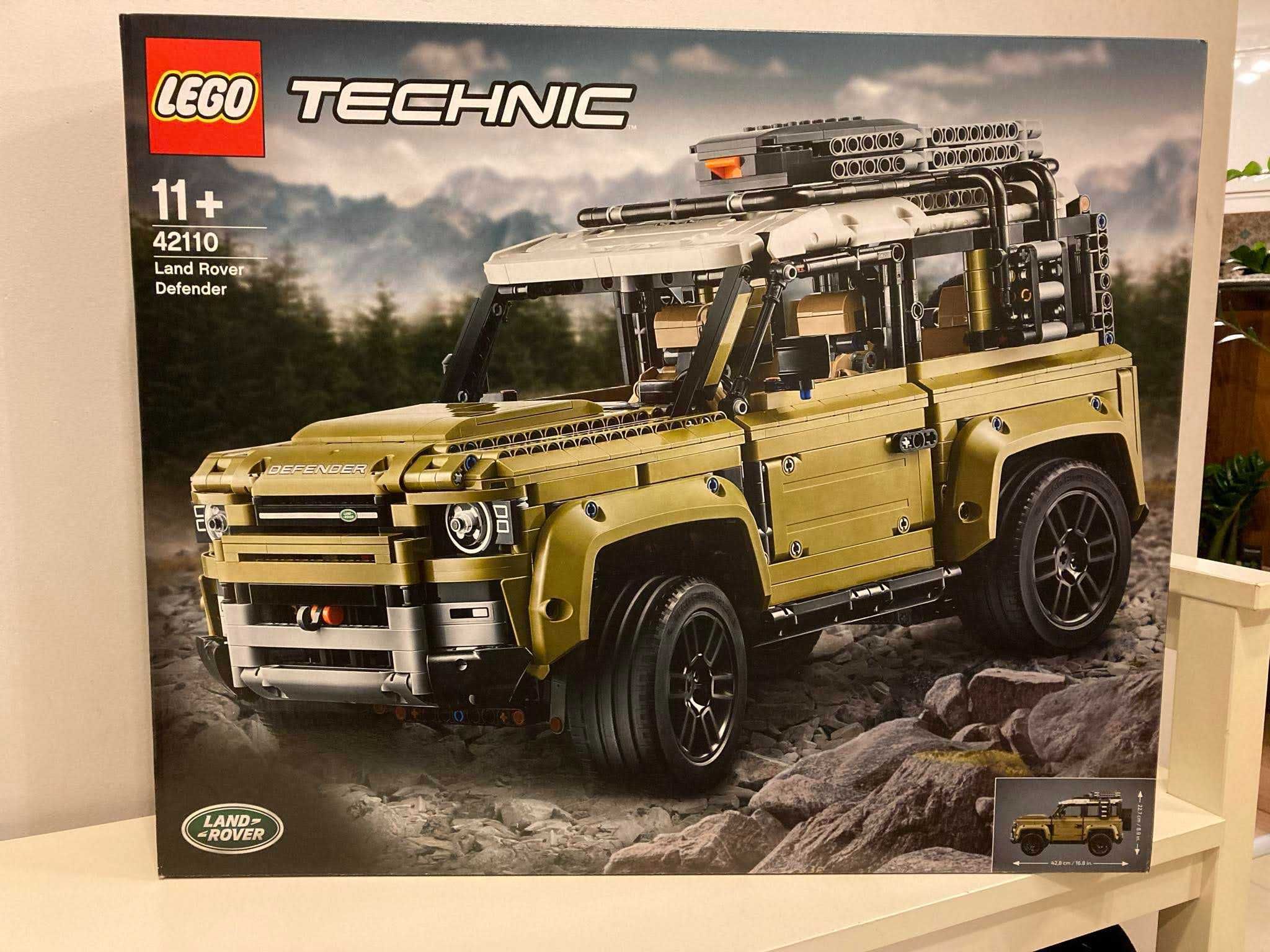 LEGO Technic 42110 , Land Rover Defender