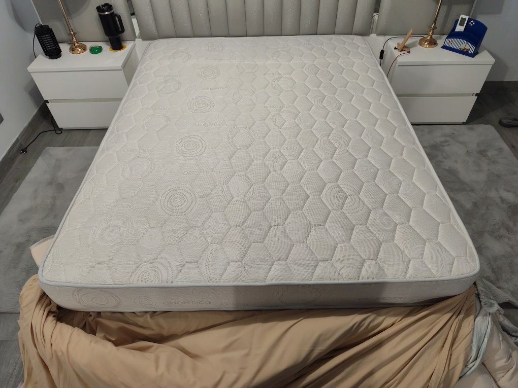 Vendo colchão novo Milénio Ortopédico de molas, quero desocopar