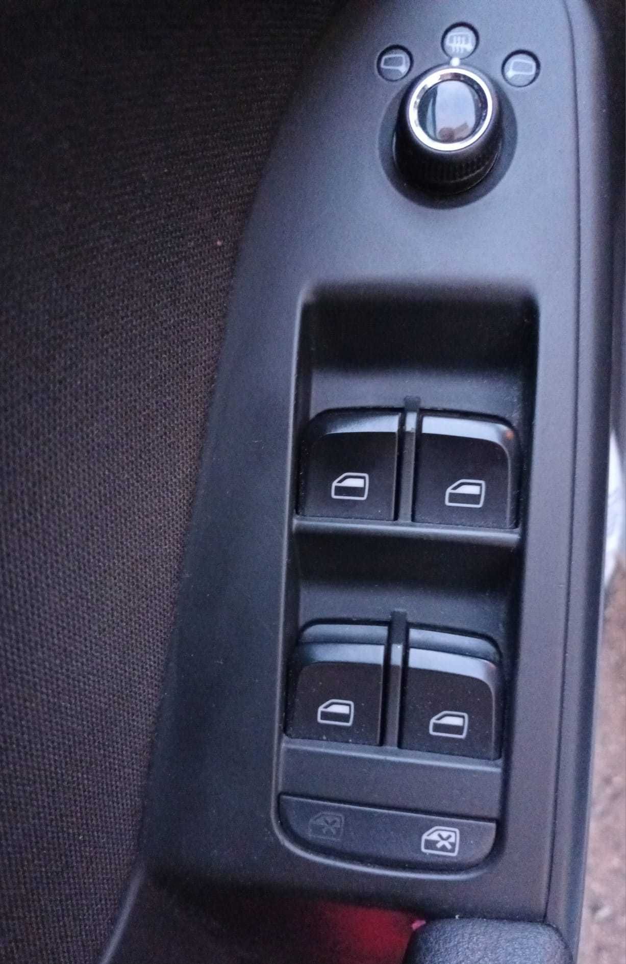 Audi A4 Avant 2.0 TDI - 143 Cv - Fev 2012