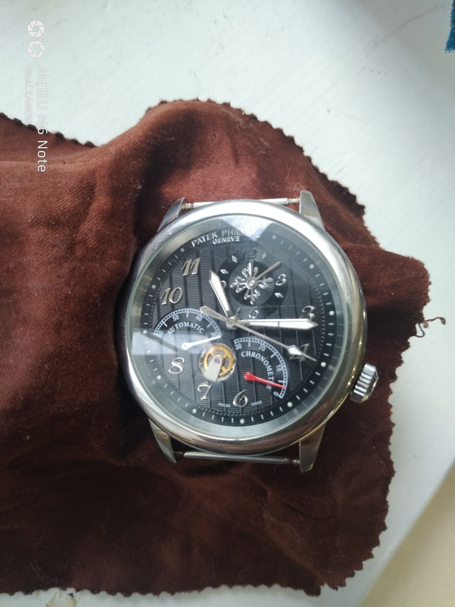 Часы наручные механические Patek Philippe с автоподзаводом.