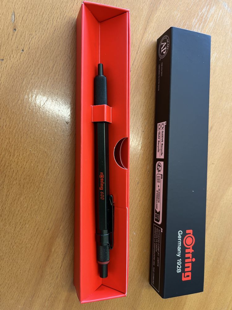 Rotring 600 cor verde metal