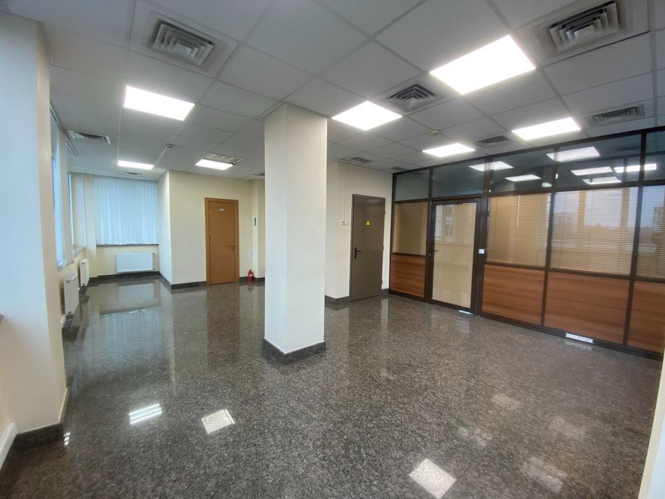 Оренда офісу 42м2 open space бізнес центр Юрія Шумського 1А, Березняки