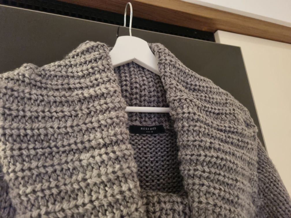 J NOWY Długi sweter 38 RESERVED sukienka dzianinowa sweterek blezer