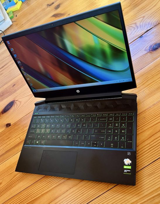 HP Pavilion GTX 1650 4 Gb / Ryzen 7 / Gaming 15