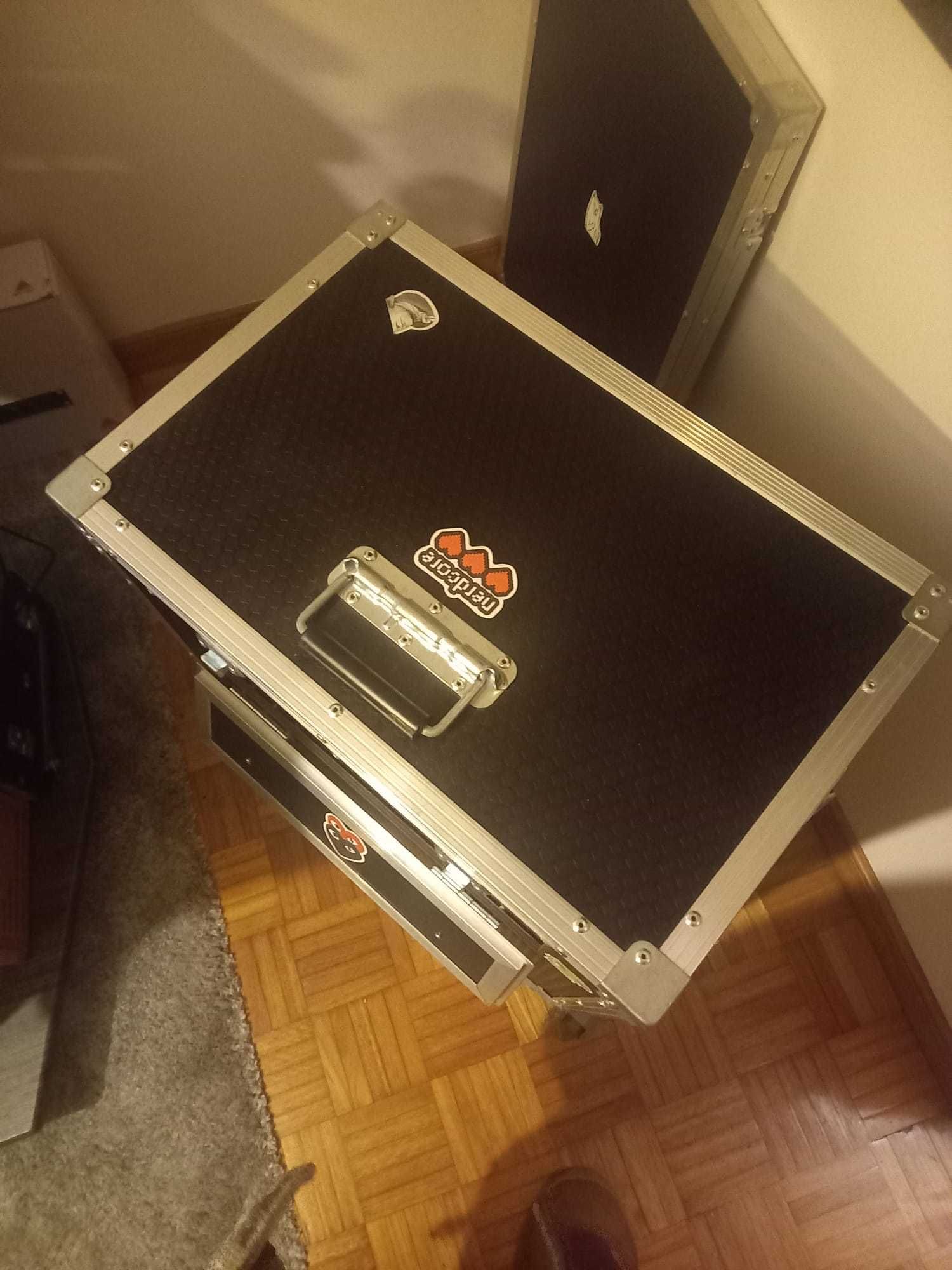 Flight case custom - Mr. Ron FX