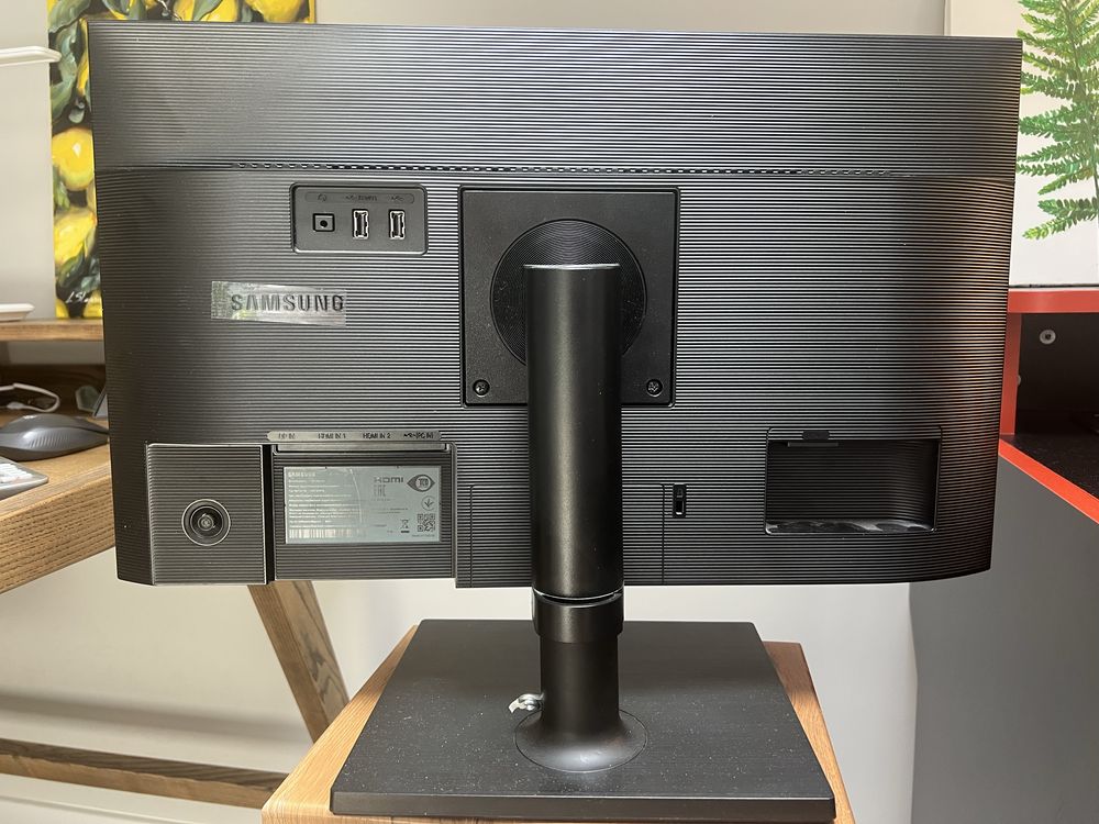 Продам монітор samsung 24