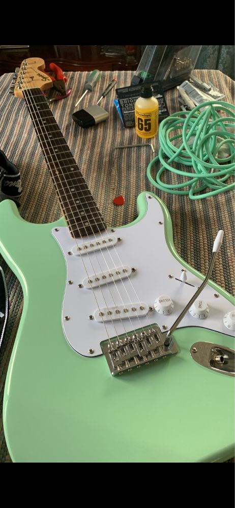 Fender Squier Affinity Surf green