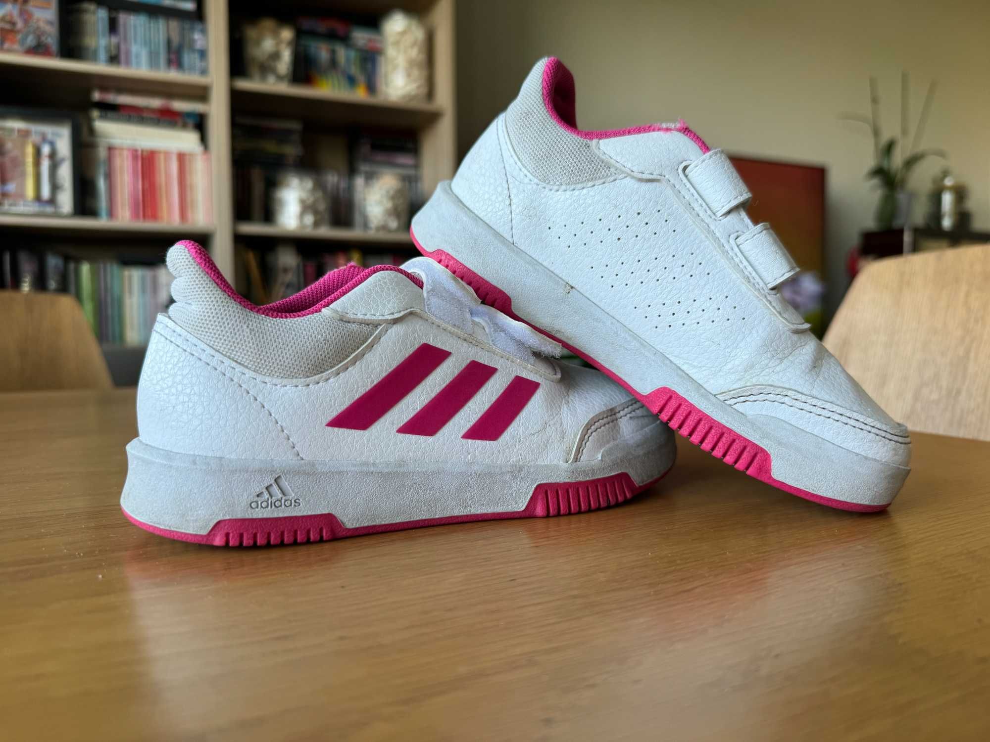 Buty sportowe dziecięce Adidas rozmiar 30