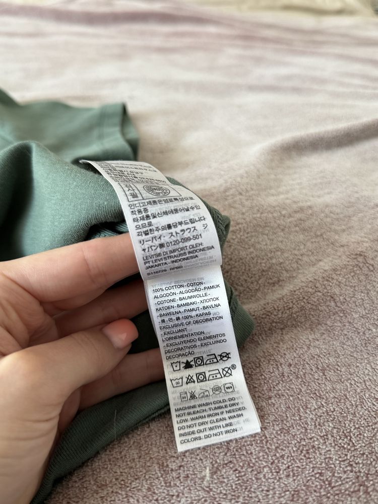 Футболка Levi’s приталена
