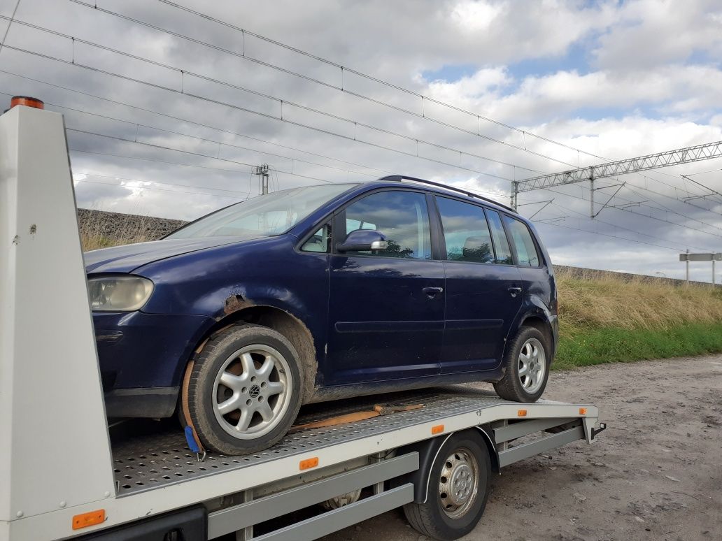 VW TOURAN na części 2005r