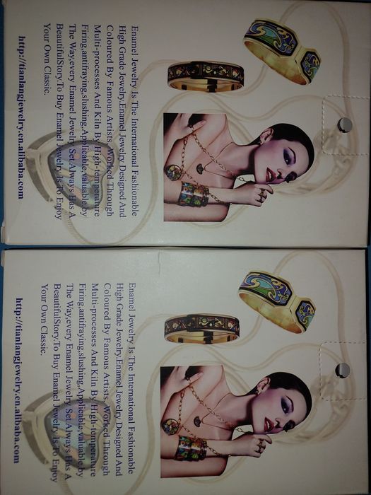 Жіночі прикраси, емаль