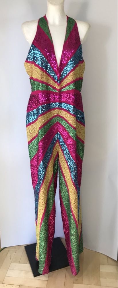 Cekinowy kombinezon z szerokimi nogawkami plus size