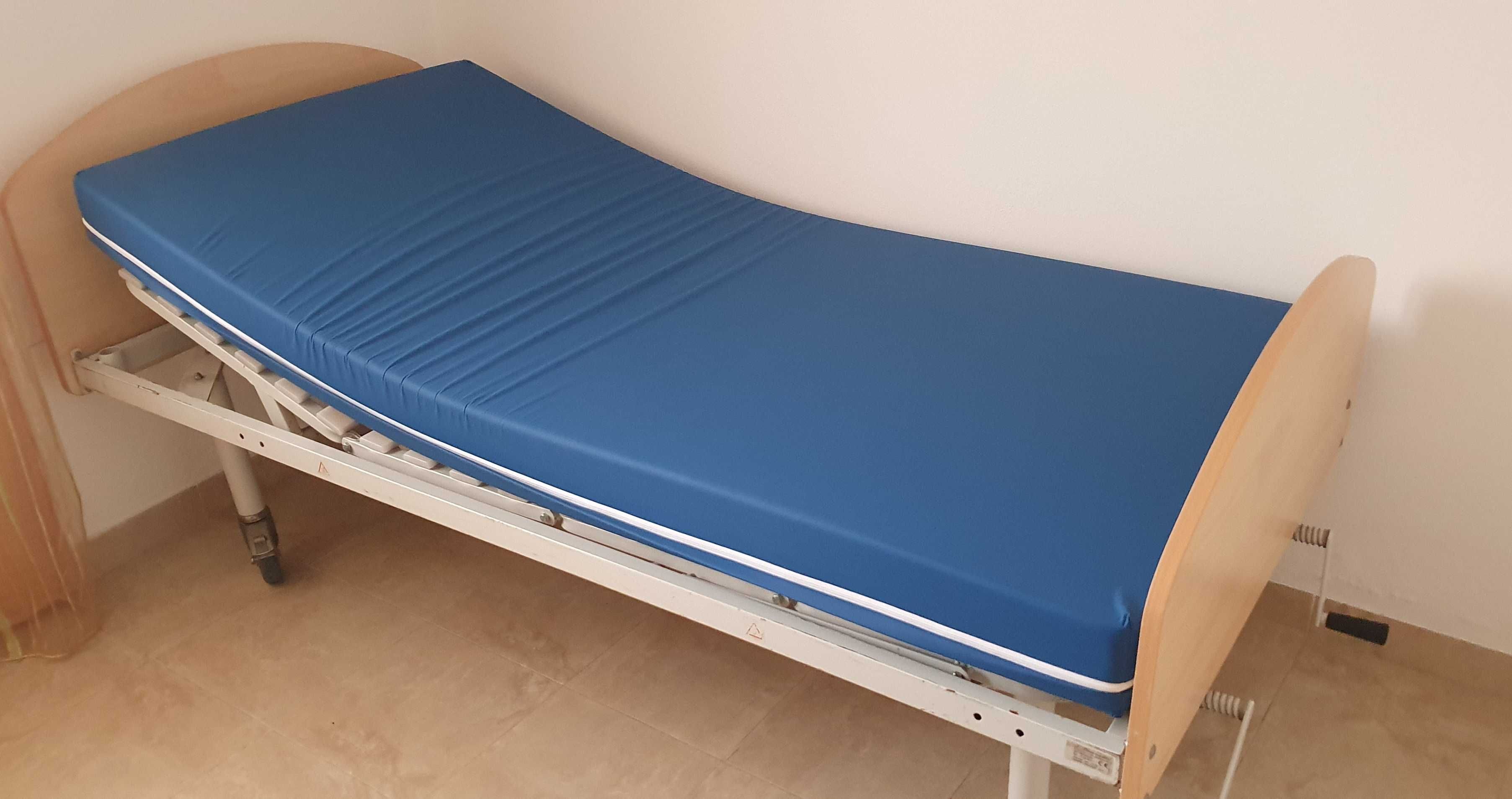 Cama articulada + colchão anti-escaras