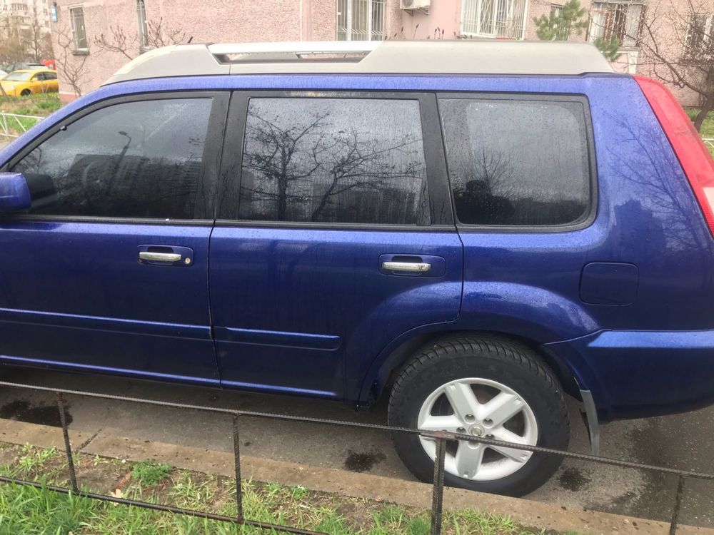 Nissan X-Trail T 30 Автомат, обьем 2,5