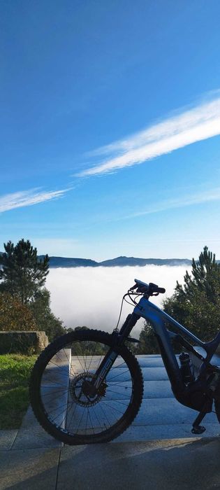 Cannondale Moterra Neo Carbon 4 com películas