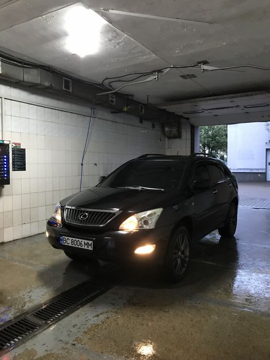 Продаю хороший автомобіль