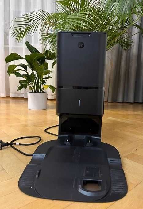 Sprzedam irobot ROOMBA i7+