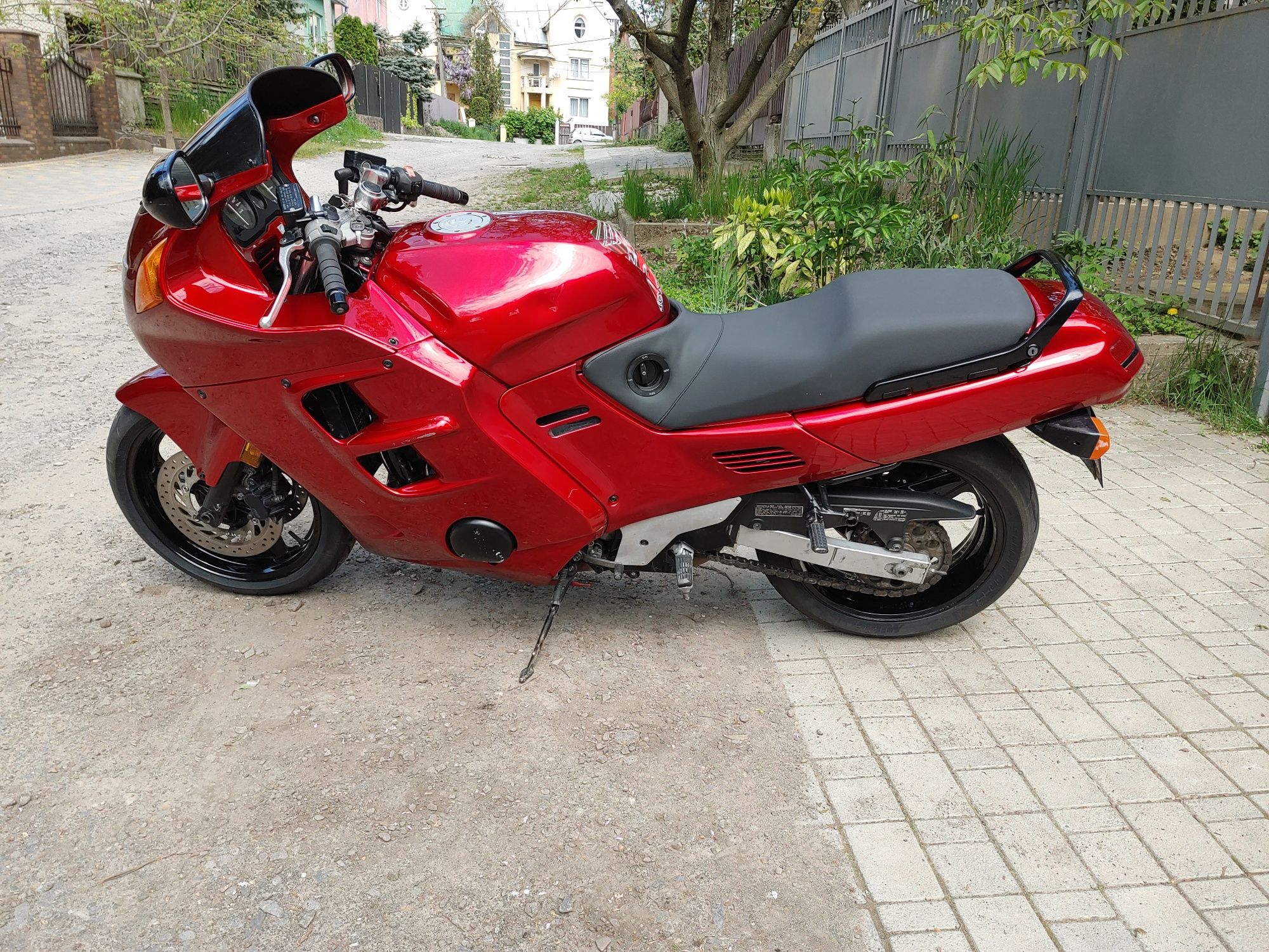 Honda CBR 1000f Спорт-Турист