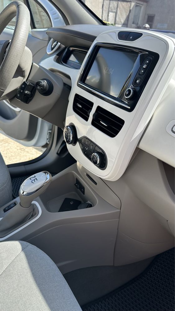 Renault Zoe 2015 р 22 kWh