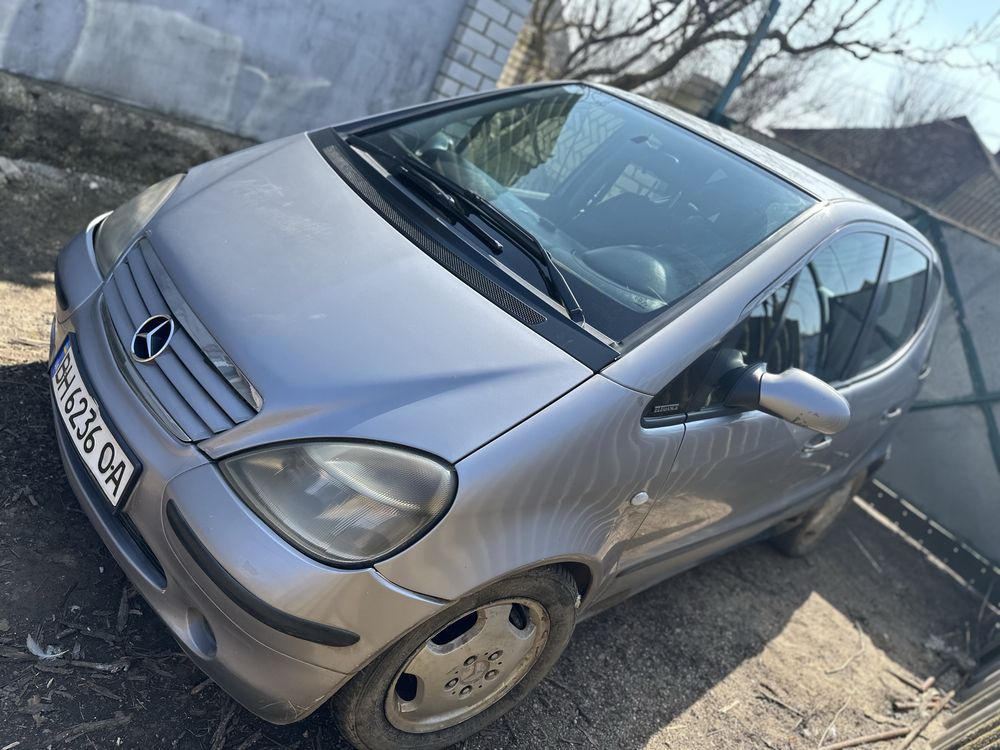 Mercedes-Benz A170 продаю авто