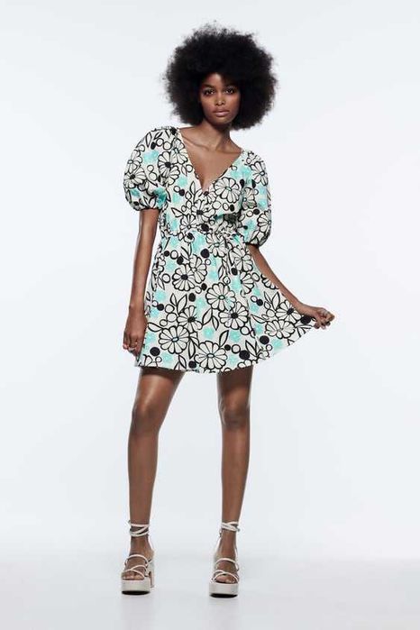 (NOVO C/ ETIQUETA, PORTES GRÁTIS) ZARA - Vestido Curto Cruzado Floral