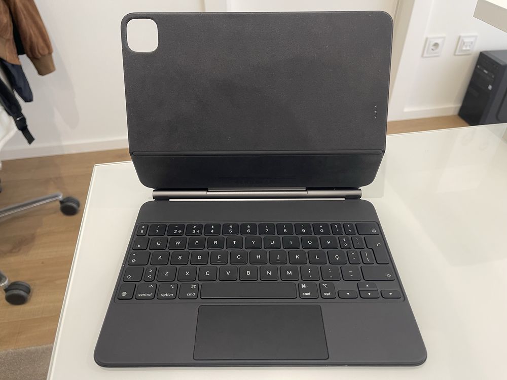 iPad Magic Keyboard
