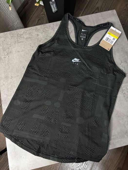 Жіноча Майка Nike