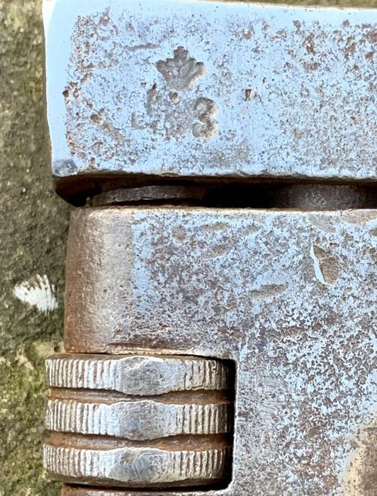 Старинный разводной ключ с клеймами. Германия