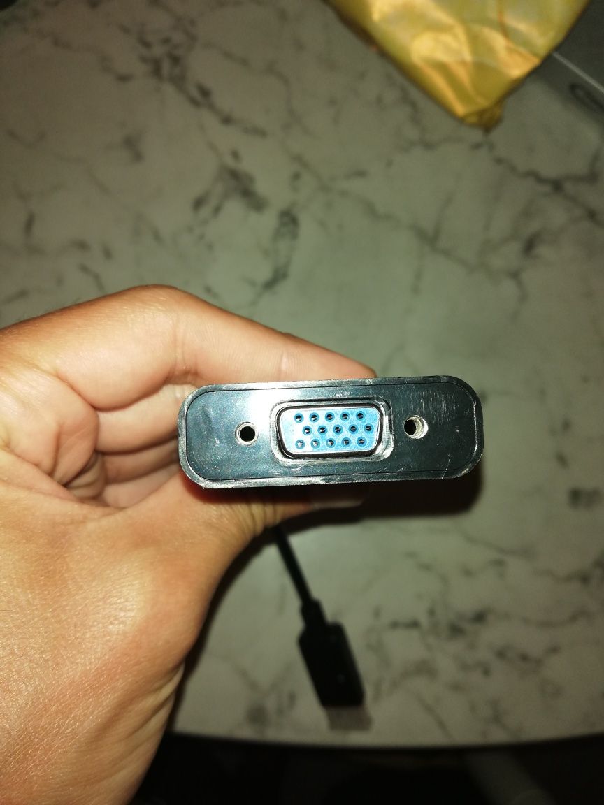 Adaptador VGA/Display Port Novo