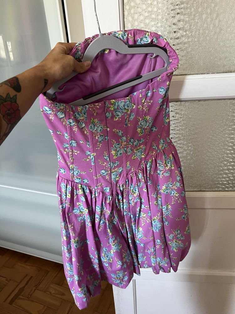 Vestido curto da Zara novo tamanho S