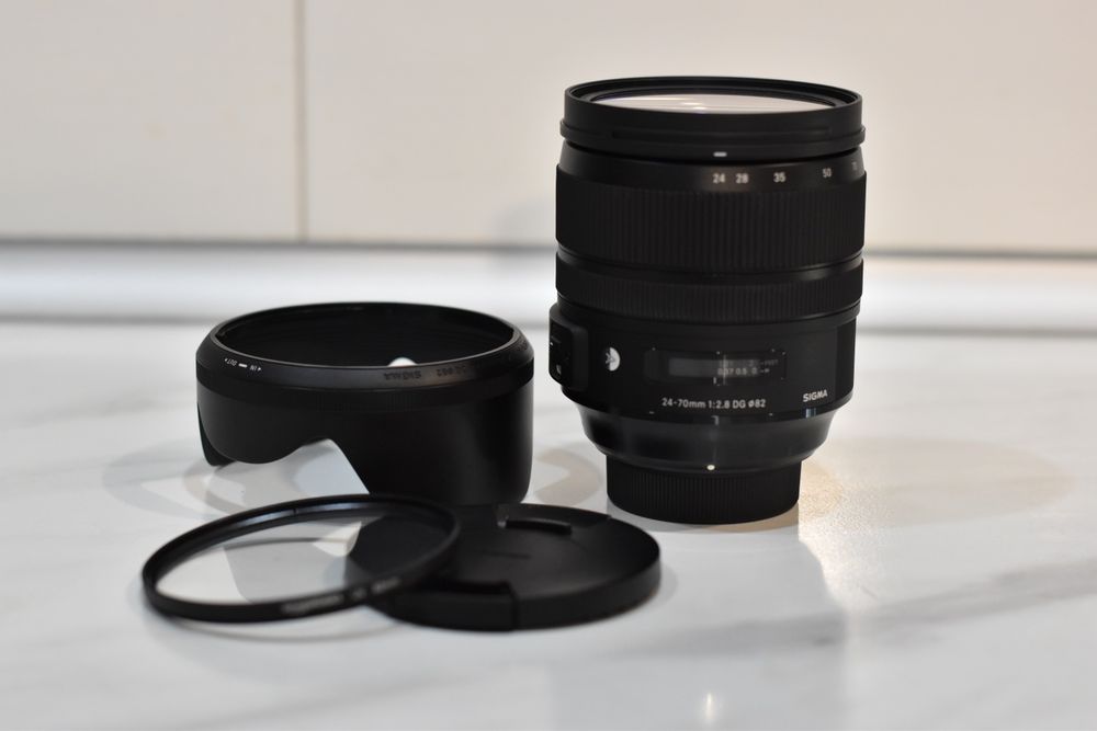 Sigma for Nikon 24-70 2.8 + Фільтр UV стан нового одна помарка