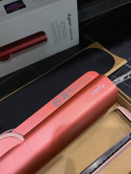 Вирівнювач волосся Dyson Airstrait