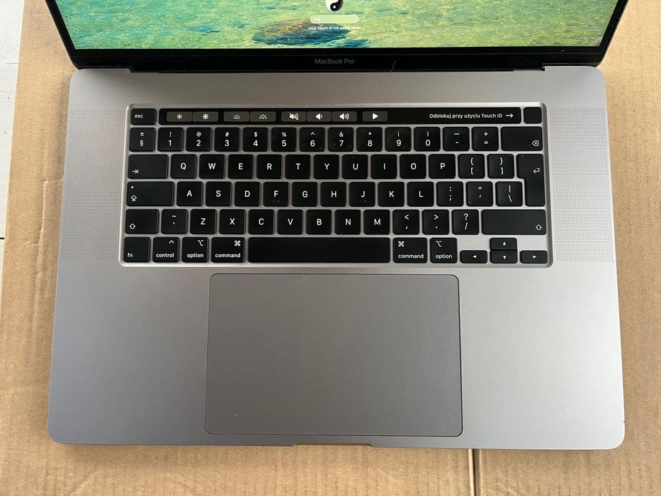 MacBook Pro 16” (2019) – i7 / 32GB RAM / 1 TB SSD