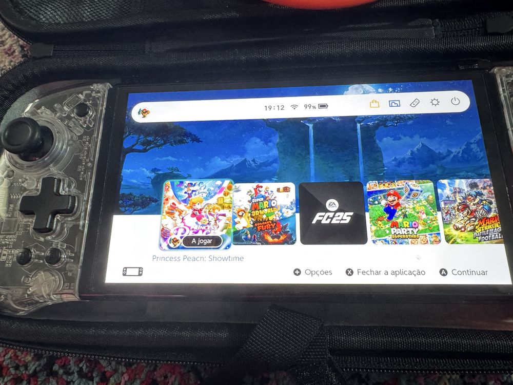 Switch OLED Desbloqueda - Varios jogos , comandos extra e acessórios