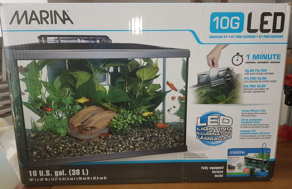 Aquário Marina novo de 38L com iluminação.