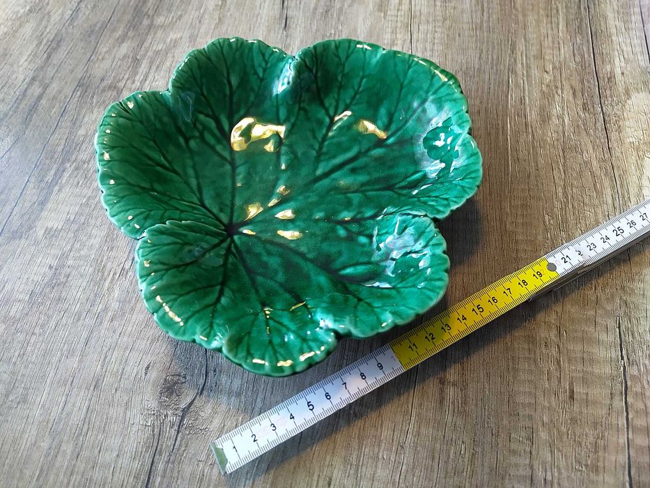 Ozdobna patera  porcelanowa, nieużywana. Cena nie do negocjacji !