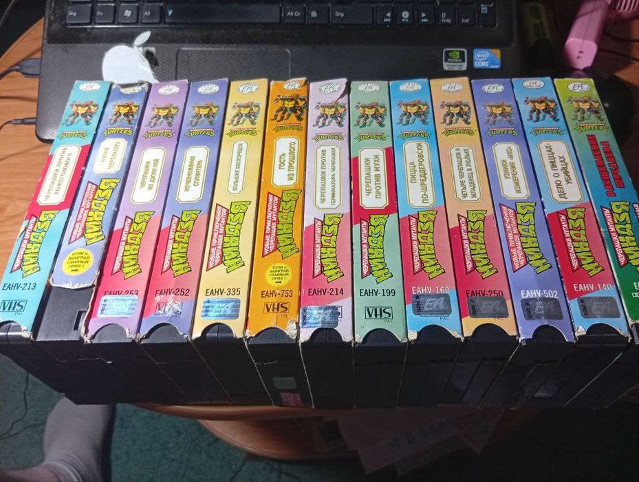 Черепашки ниндзя  VHS  13 видео кассет