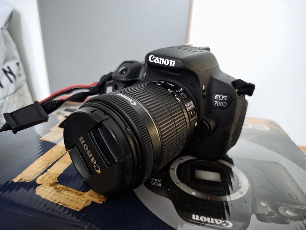 Canon 700D + 18-55 IS STM