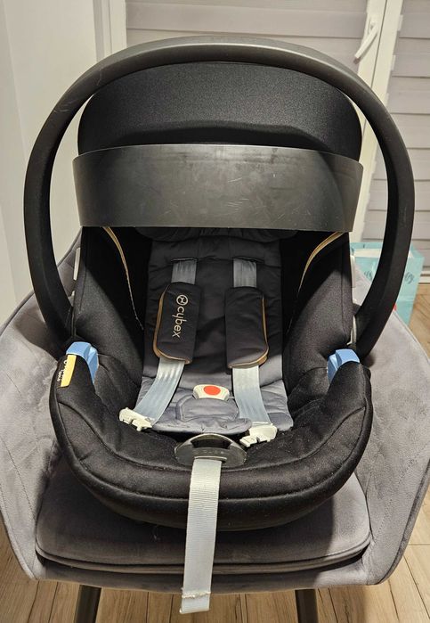 Nosidełko Cybex Aton 5 Gold z bazą